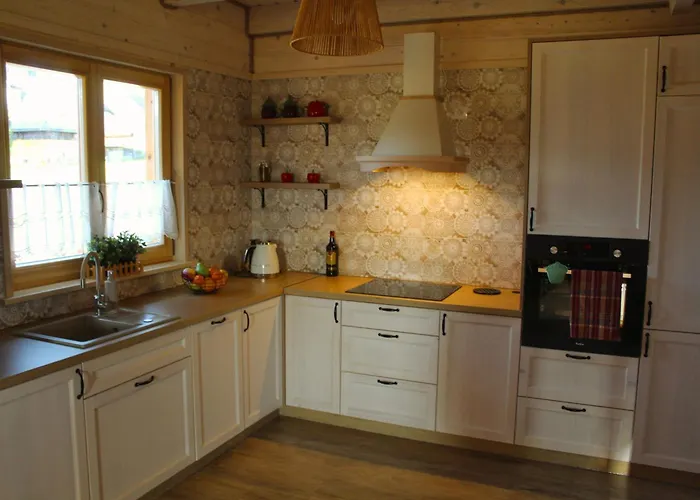 Dom Miedzy Wzgorzami * Tylicz